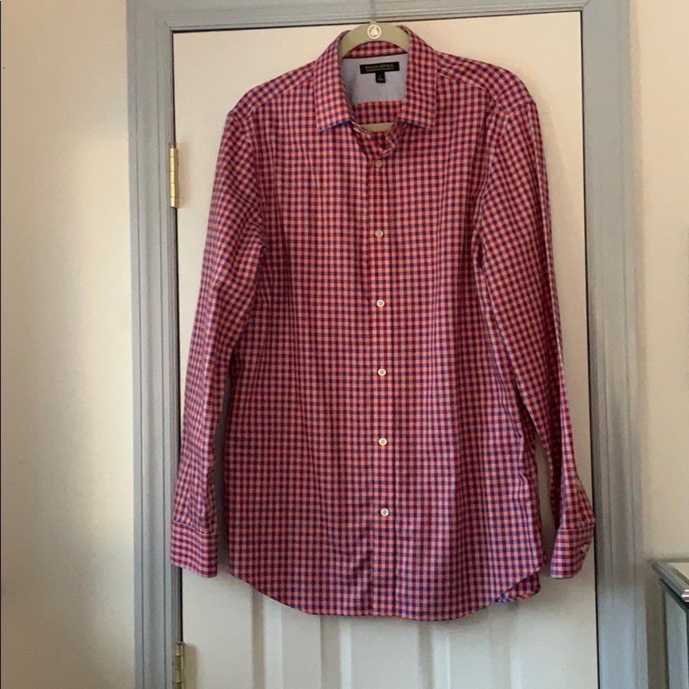 Banana Republic Men’s button down shirt